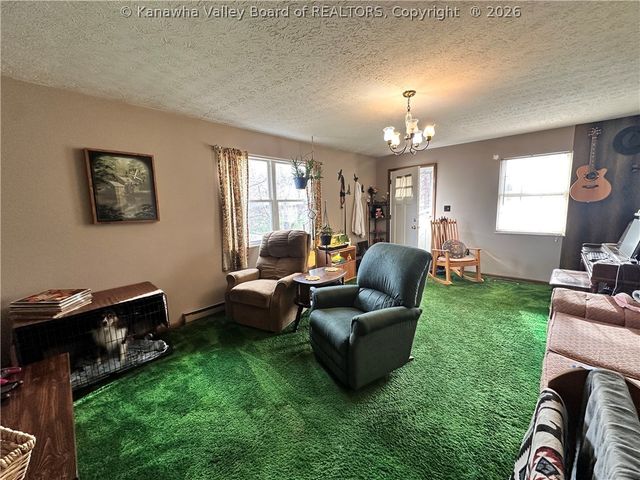 3334 Redmond Ridge Road, Gallipolis Ferry, WV 25515