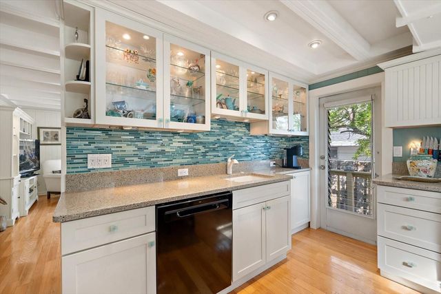 8403 W GULF BOULEVARD, Treasure Island, FL 33706