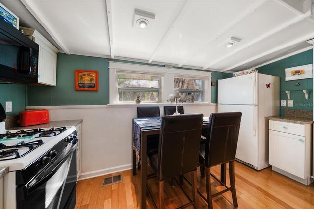 8403 W GULF BOULEVARD, Treasure Island, FL 33706