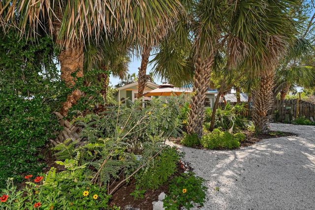 8403 W GULF BOULEVARD, Treasure Island, FL 33706