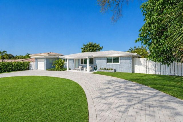 465 NW 11th St, Boca Raton, FL 33432