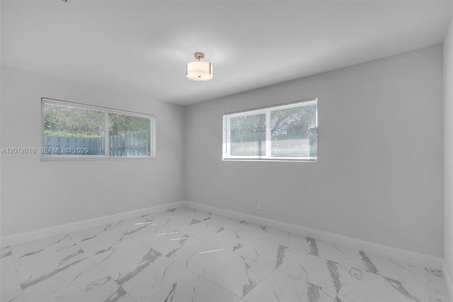465 NW 11th St, Boca Raton, FL 33432