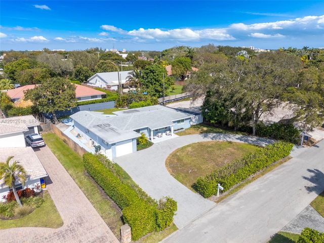 465 NW 11th St, Boca Raton, FL 33432