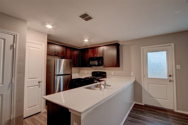 5817 Grindstone Drive, Forney, TX 75126