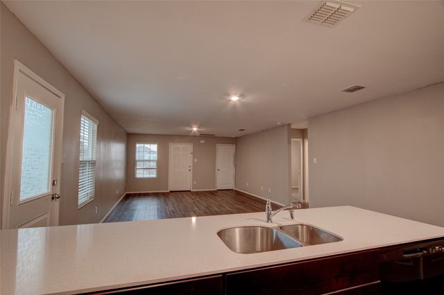 5817 Grindstone Drive, Forney, TX 75126