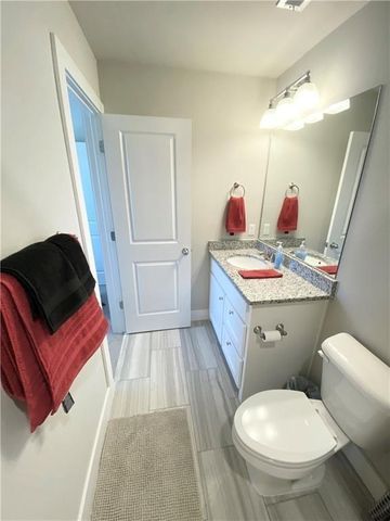 7672 Har-Ber Avenue A, Springdale, AR 72762