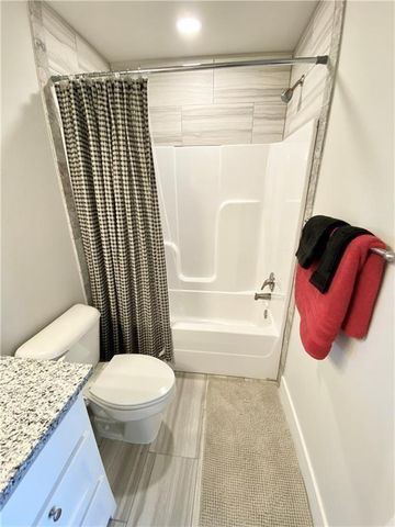 7672 Har-Ber Avenue A, Springdale, AR 72762