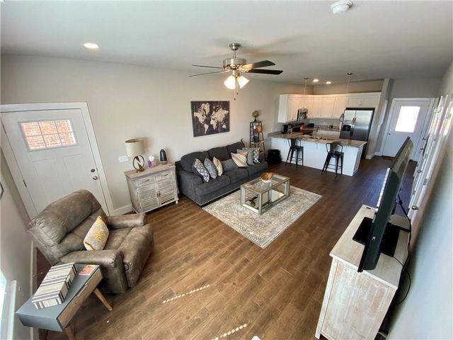 7672 Har-Ber Avenue A, Springdale, AR 72762