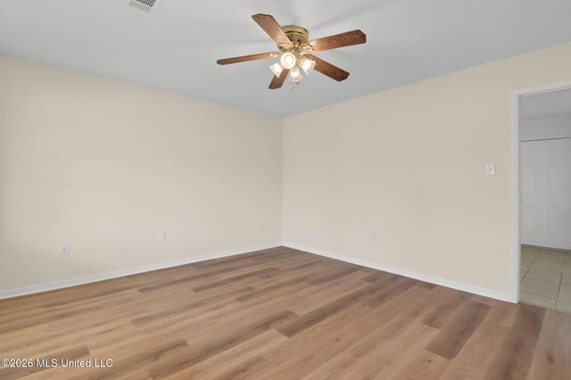 2525 W David Drive, Gulfport, MS 39503