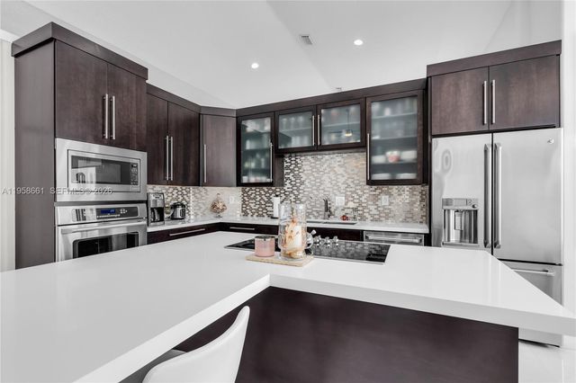 429 NW 130th Ave, Miami, FL 33182