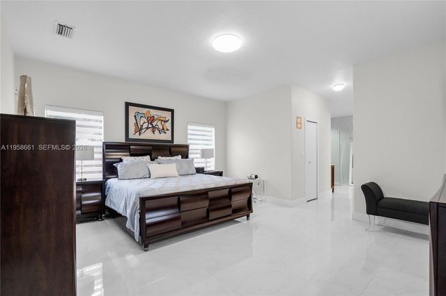 429 NW 130th Ave, Miami, FL 33182