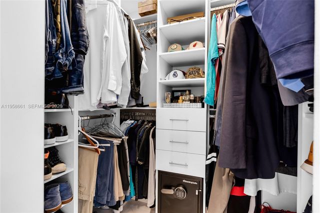 429 NW 130th Ave, Miami, FL 33182