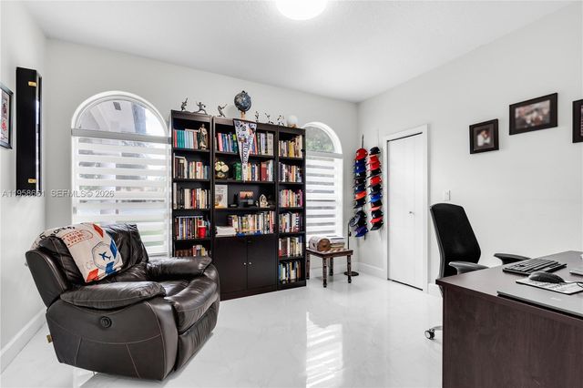 429 NW 130th Ave, Miami, FL 33182