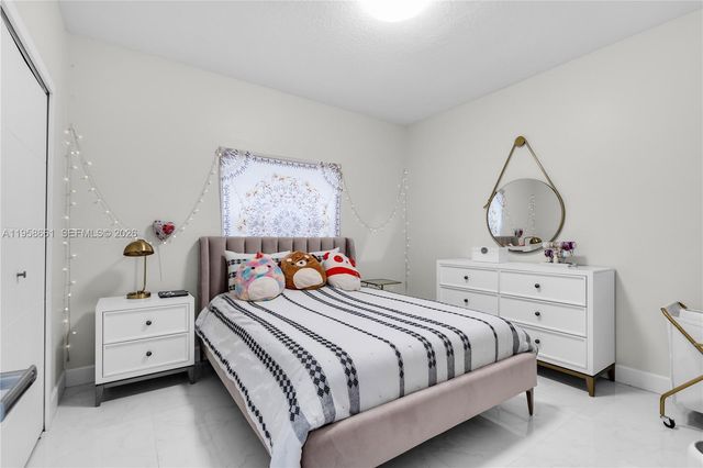 429 NW 130th Ave, Miami, FL 33182