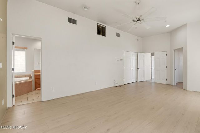 1911 N El Moraga Drive, Tucson, AZ 85745