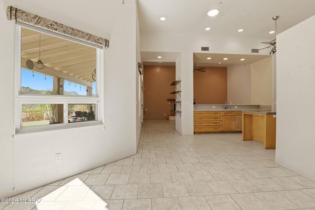 1911 N El Moraga Drive, Tucson, AZ 85745