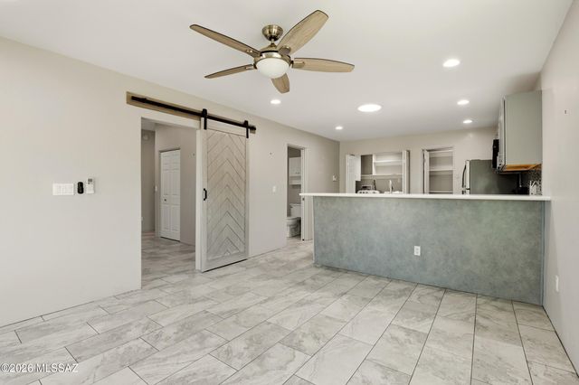 1911 N El Moraga Drive, Tucson, AZ 85745