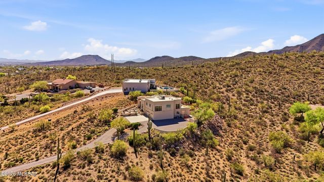 1911 N El Moraga Drive, Tucson, AZ 85745