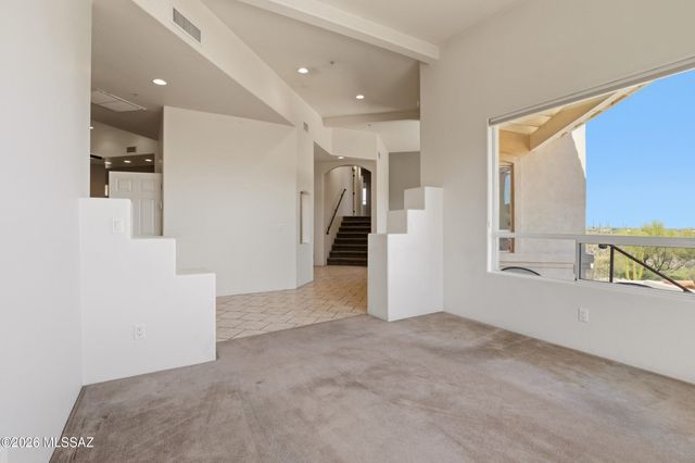 1911 N El Moraga Drive, Tucson, AZ 85745