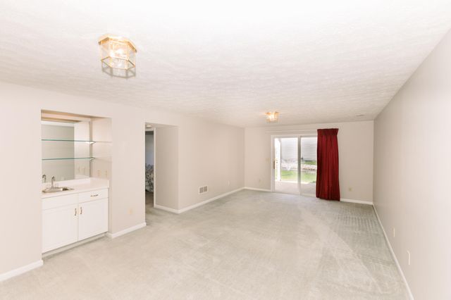 8453 Bridle Court, Florence, KY 41042