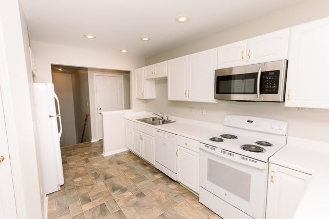 8453 Bridle Court, Florence, KY 41042