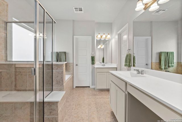 8808 Straight Oaks, San Antonio, TX 78254