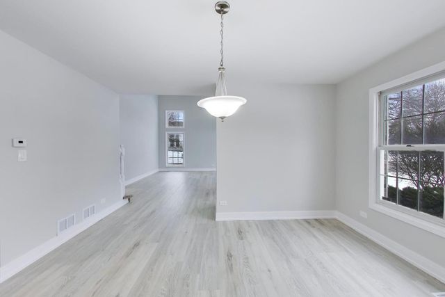 1137 FIELDSTONE Lane, Bartlett, IL 60103