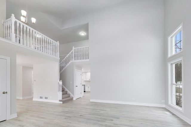 1137 FIELDSTONE Lane, Bartlett, IL 60103