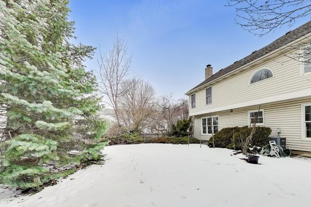 1137 FIELDSTONE Lane, Bartlett, IL 60103