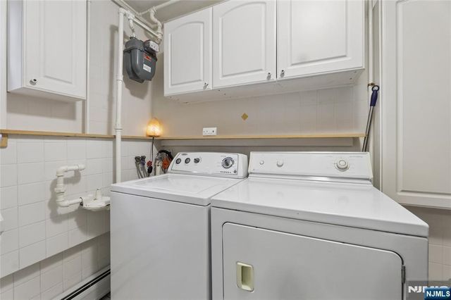 70 Walnut Street, Oakland, NJ 07436