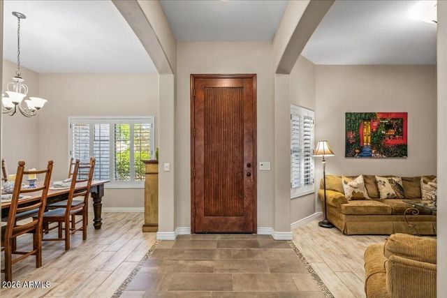 5227 E LIBBY Street, Scottsdale, AZ 85254