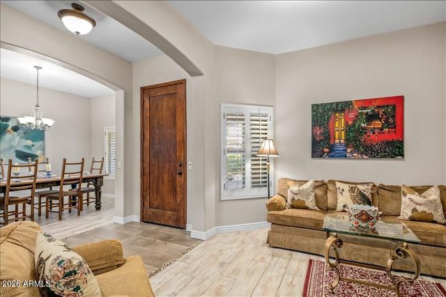 5227 E LIBBY Street, Scottsdale, AZ 85254