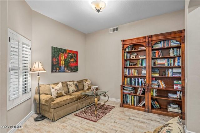 5227 E LIBBY Street, Scottsdale, AZ 85254