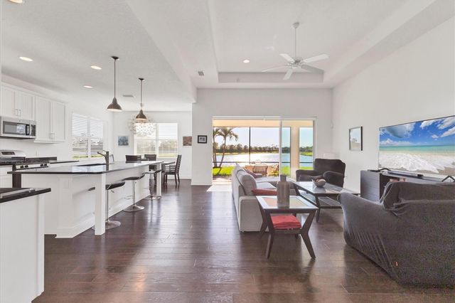 1014 CALICO GLEN, Bradenton, FL 34212