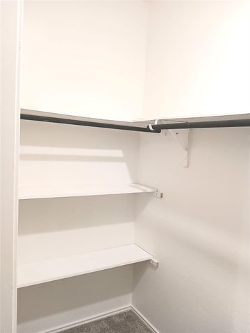 504 Gabriels Bluff DR, Georgetown, TX 78626