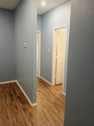 504 Gabriels Bluff DR, Georgetown, TX 78626