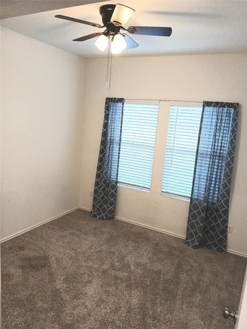 504 Gabriels Bluff DR, Georgetown, TX 78626