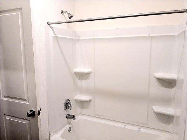 504 Gabriels Bluff DR, Georgetown, TX 78626