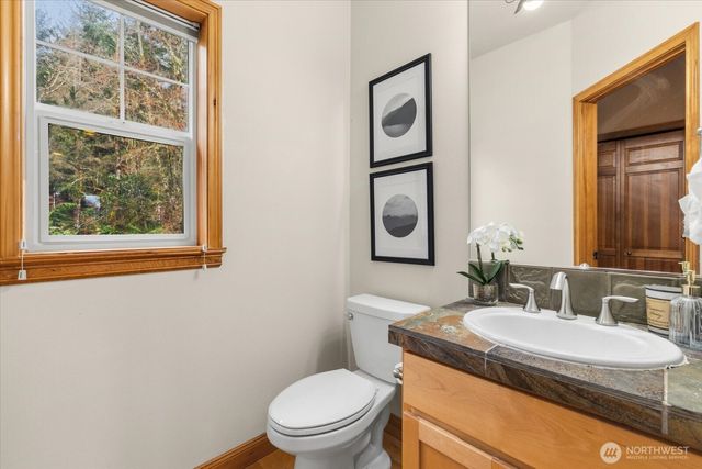 16470 Uplands Way SE, North Bend, WA 98045