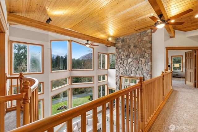 16470 Uplands Way SE, North Bend, WA 98045