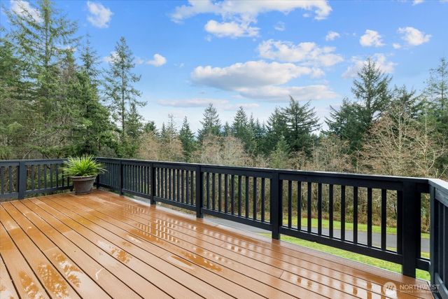 16470 Uplands Way SE, North Bend, WA 98045