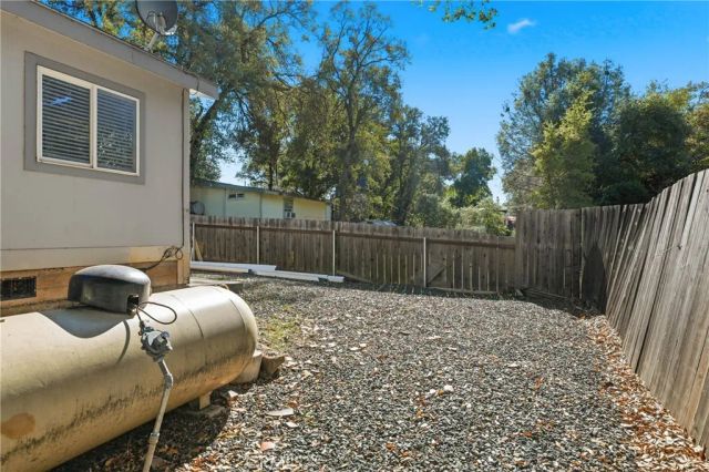 5830 Hale Street, Clearlake, CA 95422