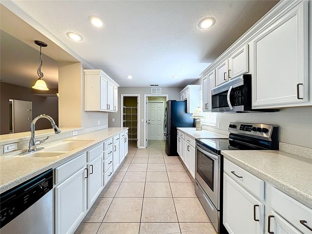 26815 WHITE PLAINS WAY, Leesburg, FL 34748