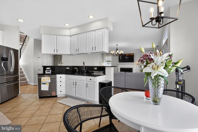 21104 HICKORY FOREST WAY, Germantown, MD 20876