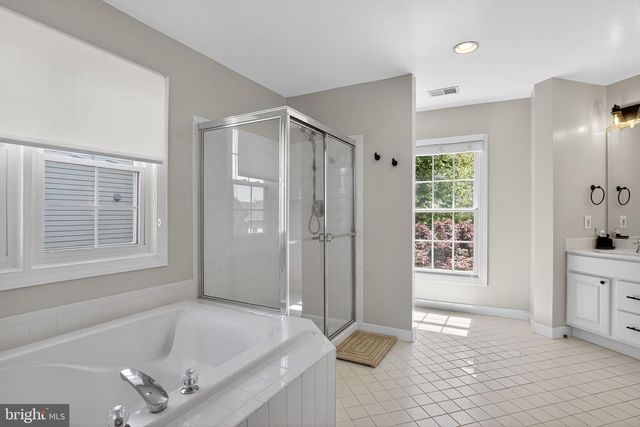 21104 HICKORY FOREST WAY, Germantown, MD 20876