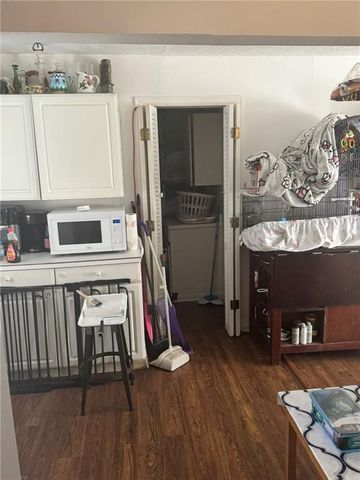 512 Atchison Street, Oskaloosa, KS 66066