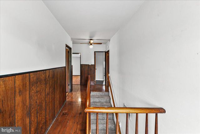 25 S 5TH ST, Oxford, PA 19363