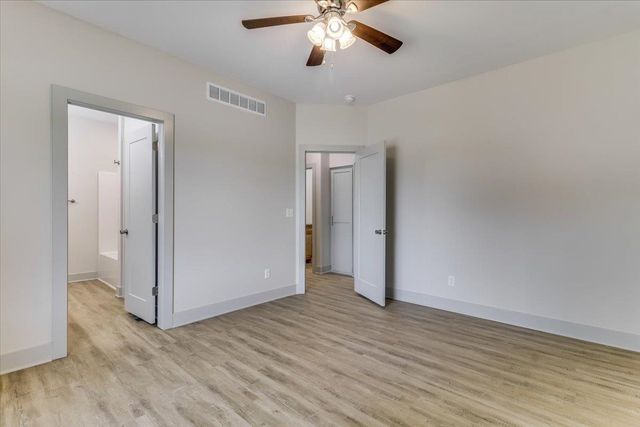 1118 Sontag Ct, Derby, KS 67037