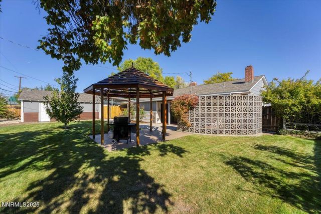 953 7th Street, Sparks, NV 89431