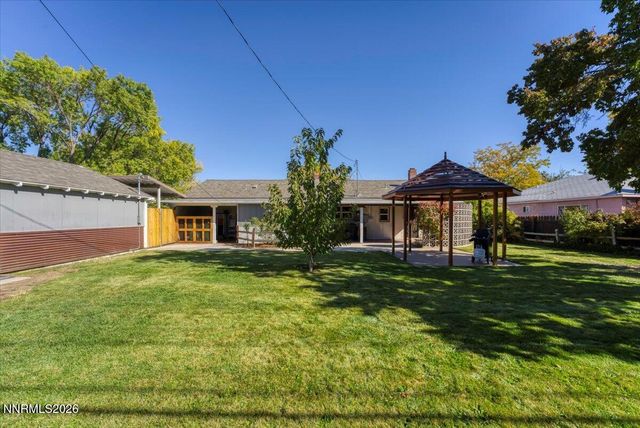 953 7th Street, Sparks, NV 89431